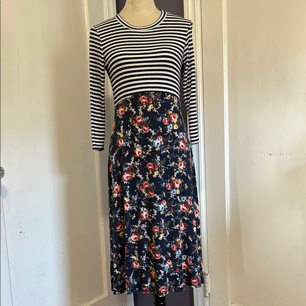 Chris & Carol Flare Midi Dress